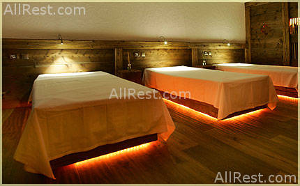 Hotel Tyrol 39